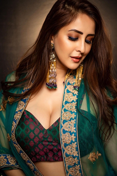 Chahat Khanna's feature image